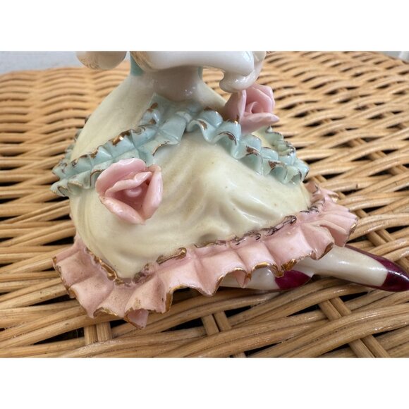 Vintage 50's Porcelain Victorian Girl Reading book Flowers Ruffles Victorian - Picture 10 of 12